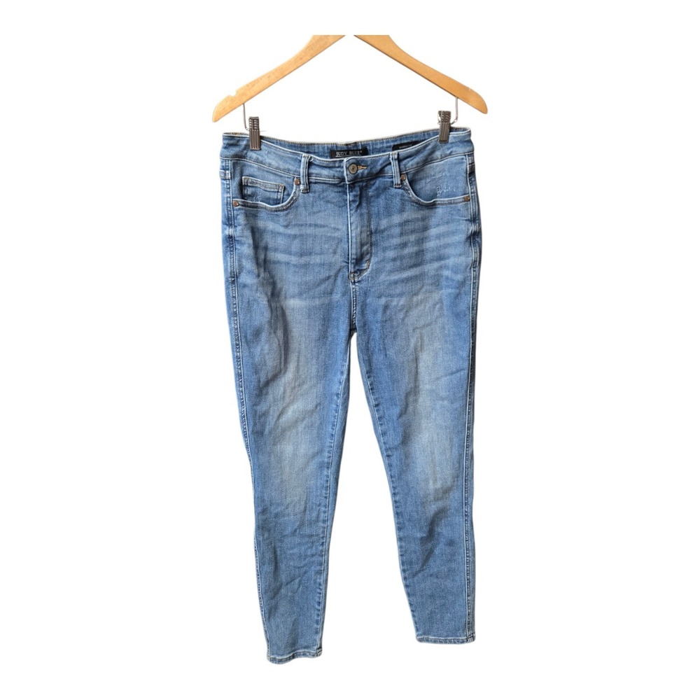 Judy Blue Skinny Fit Blue Jeans Size 13 / 31‎